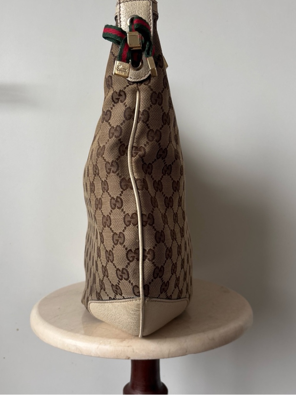 Authentic Vintage Gucci GG Canvas Hobo Shoulder Bag - Picture 2 of 7